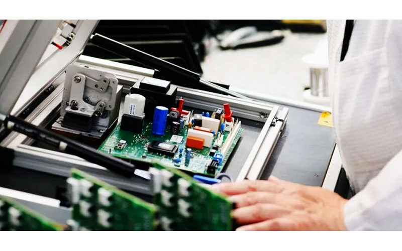 如何通過測試數(shù)據(jù)跟蹤優(yōu)化PCBA故障診斷